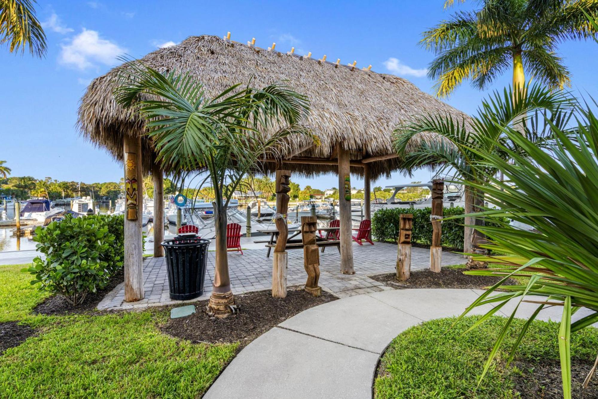 Aparthotel Bay Breeze South Bradenton Exterior foto